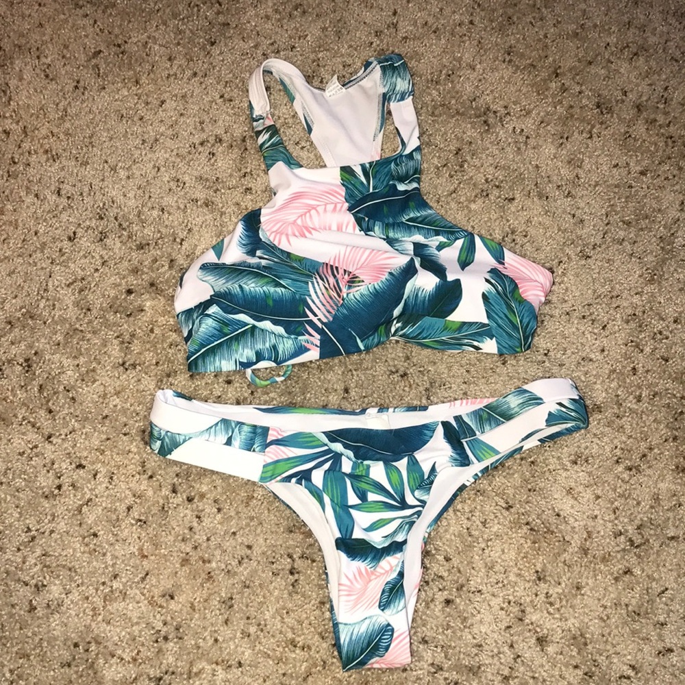 Small Bikini